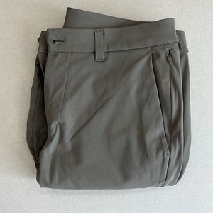 Lululemon Commission Pant slim fit 32 x 32